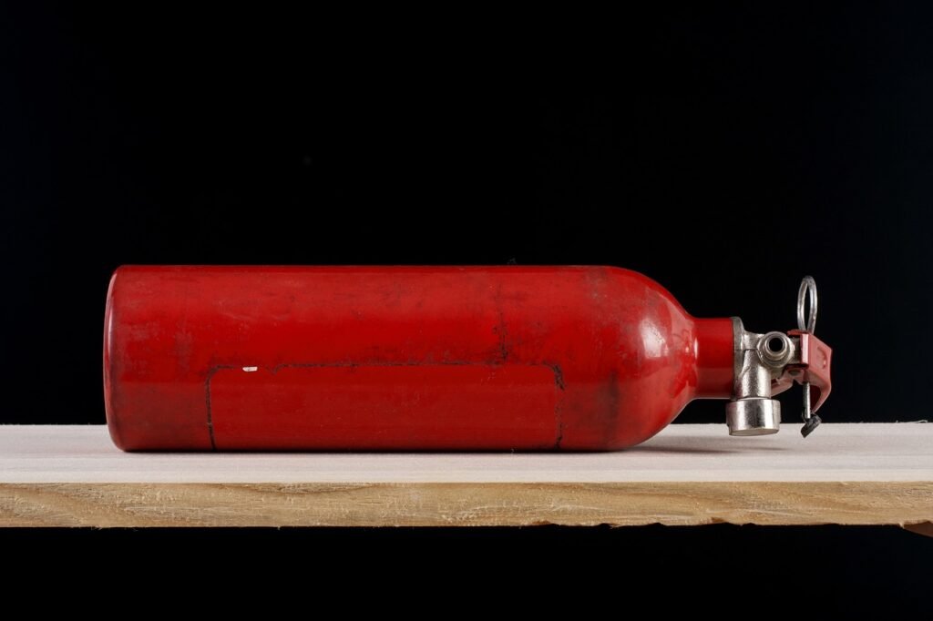 fire tube, fire extinguisher, old-3043983.jpg